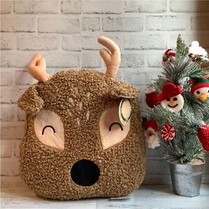 ASPEN 15x16 Shaped Reindeer Head Pillow